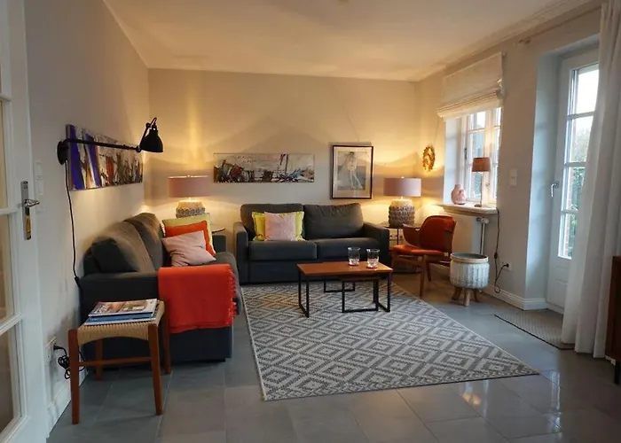 Hanneke Апартаменты *